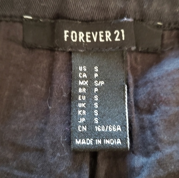 Boho Beaded & Embroidered Side Zip Shorts S - Picture 9 of 9